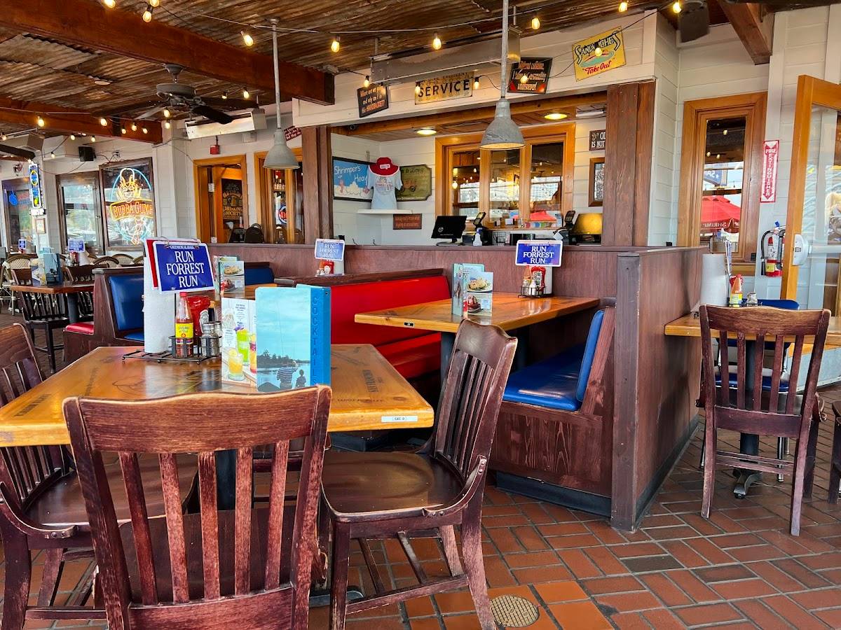Bubba Gump Shrimp Co. restaurant in Santa Monica - photo 2