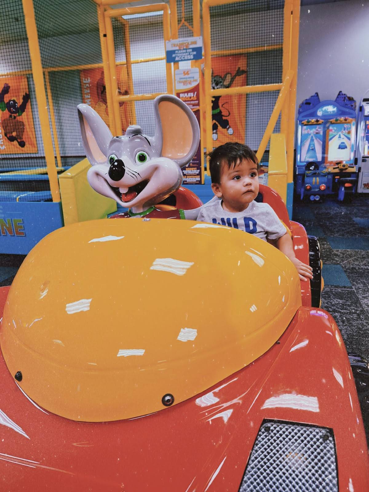 Chuck E. Cheese restaurant in San Antonio - photo 4