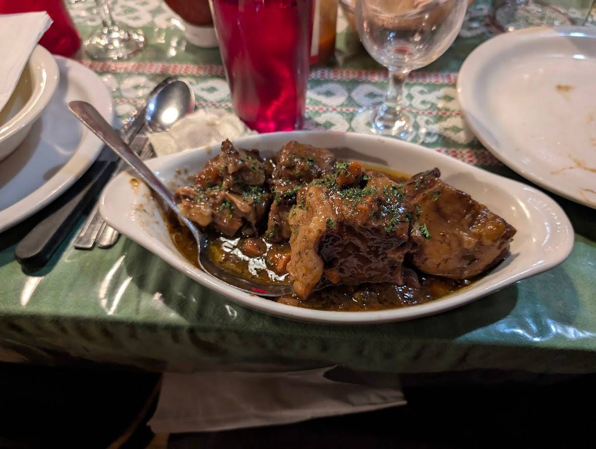 Louis' Basque Corner restaurant in Reno - photo 5