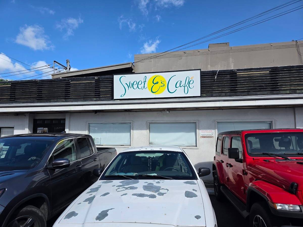 Sweet E's Café restaurant in Honolulu - photo 2