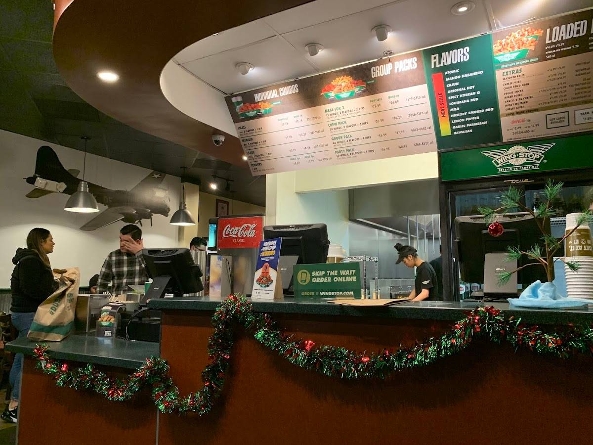 Wingstop restaurant in San Jose - photo 4