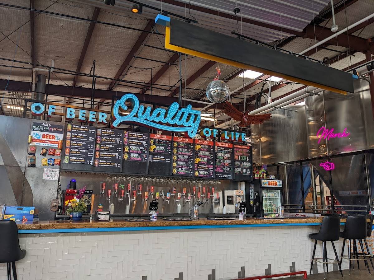 Austin Beerworks restaurant in Austin - photo 3