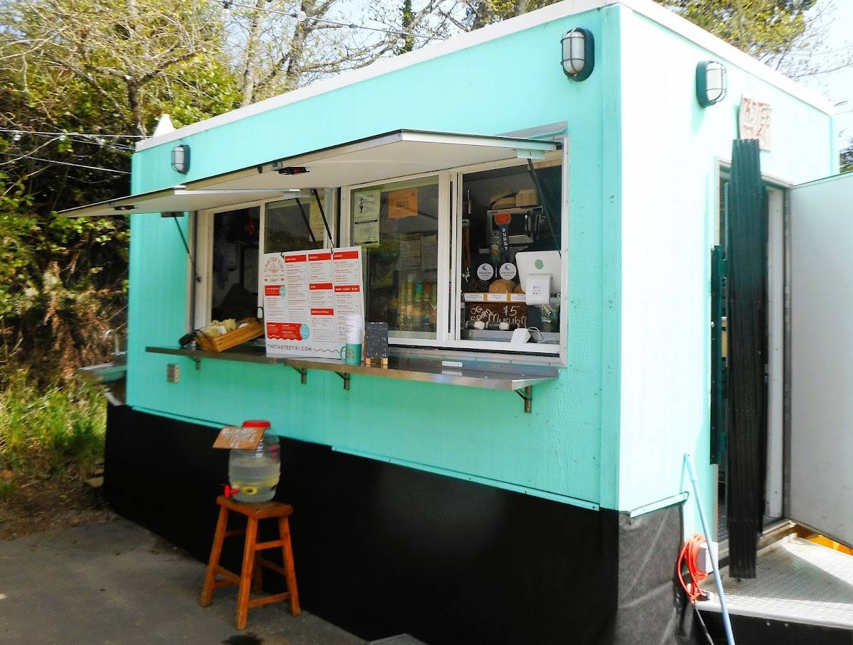 Tastee Tiki
