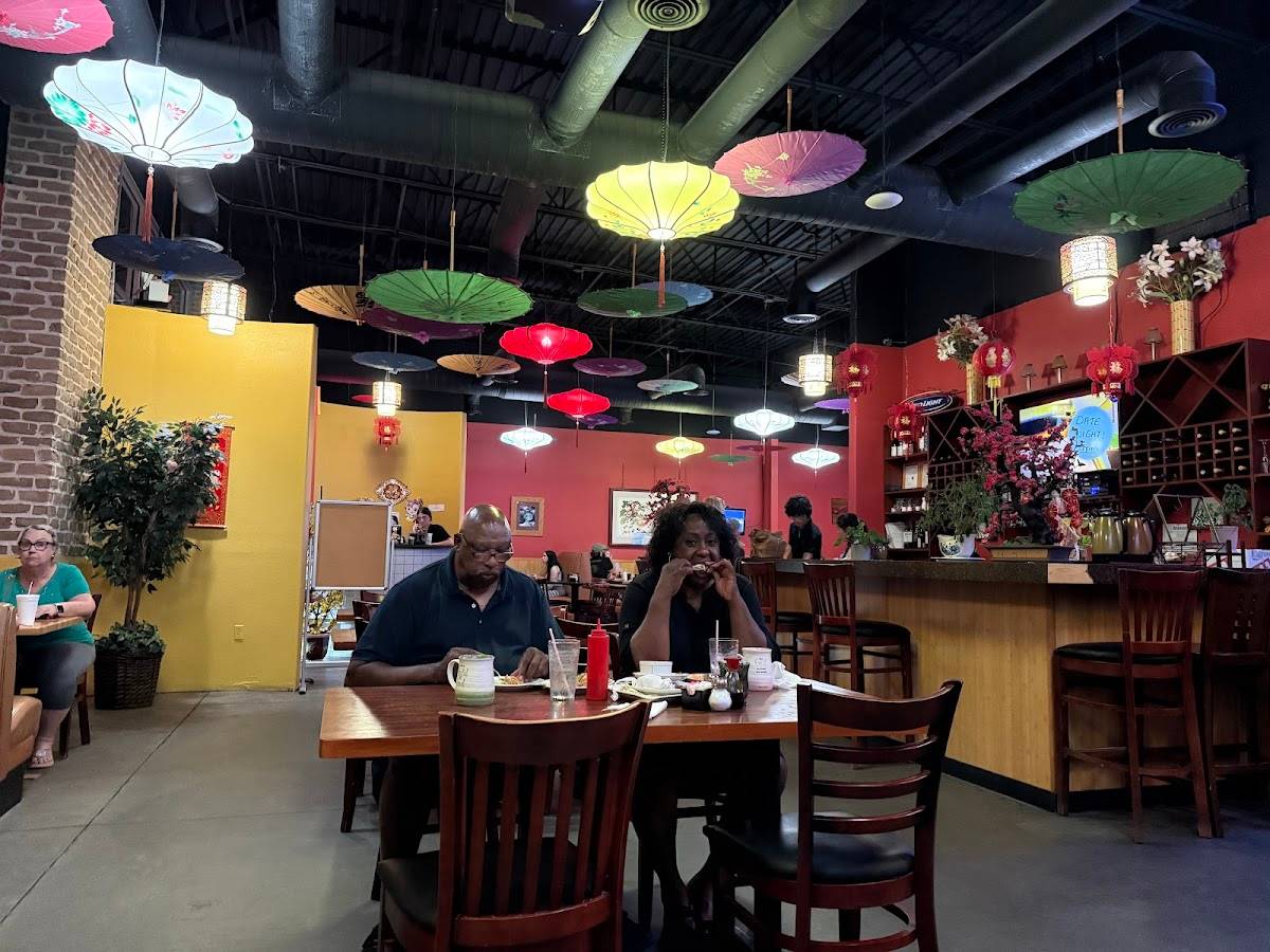 Amy's China Cuisine restaurant in Cedar Park - photo 5