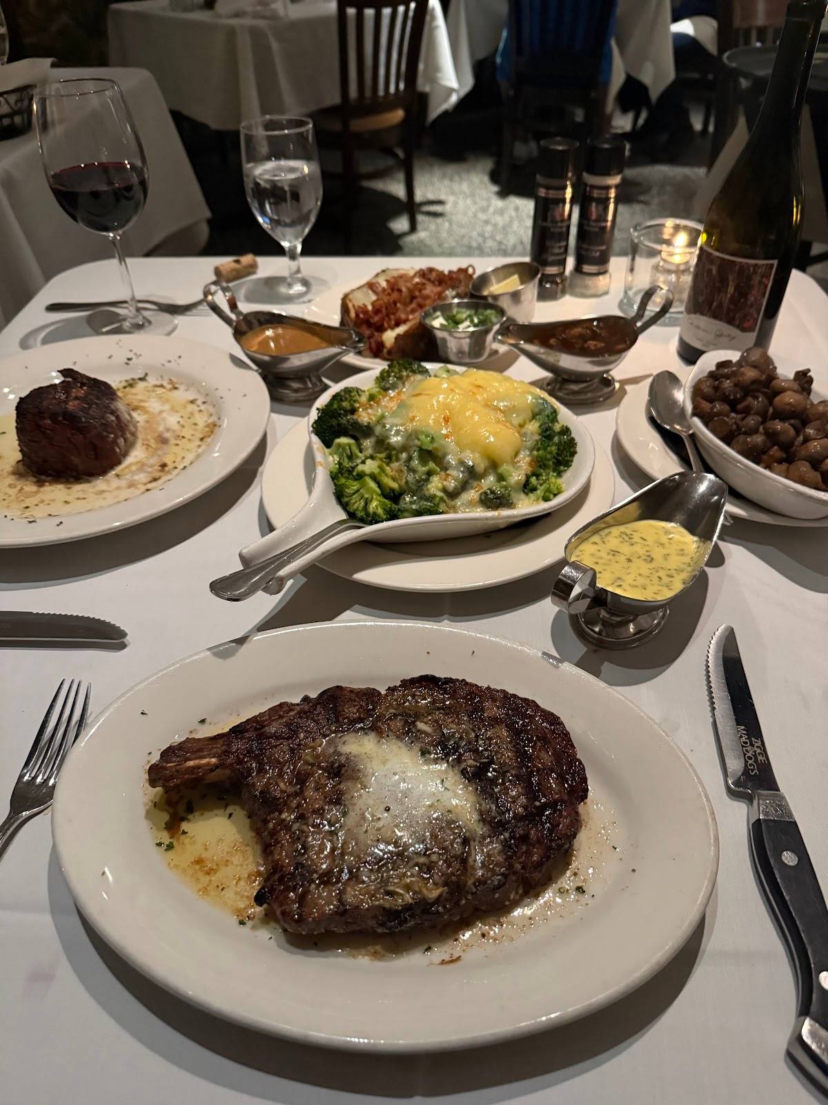 Ziggie & Mad Dog's restaurant in Islamorada - photo 2