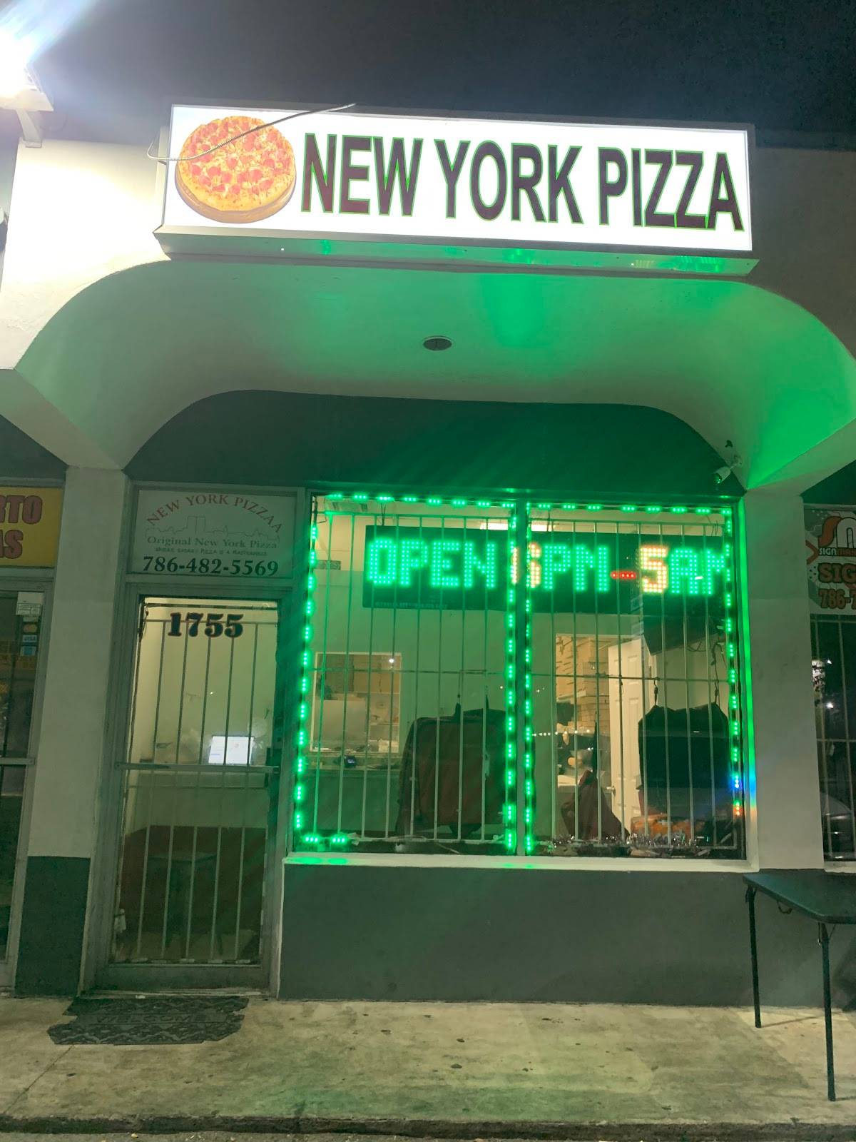 New York Pizza restaurant in Miami - photo 5