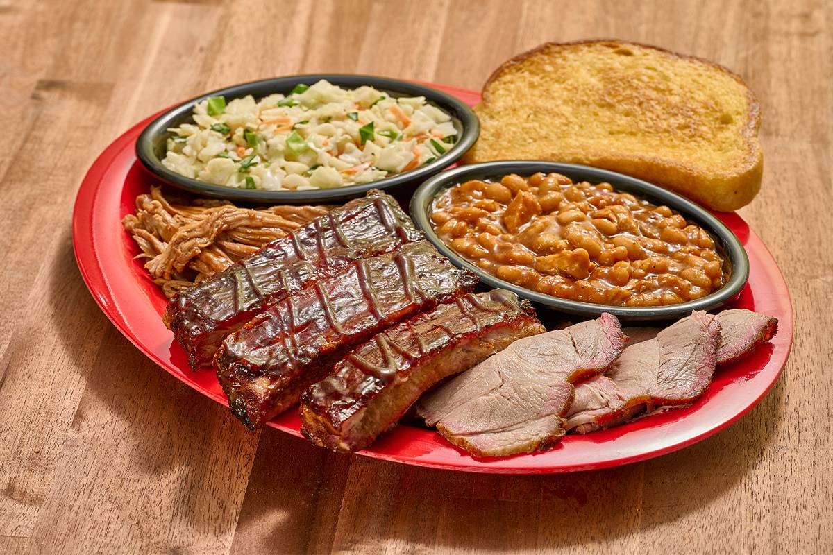 Sonny's BBQ restaurant in Jacksonville - photo 4
