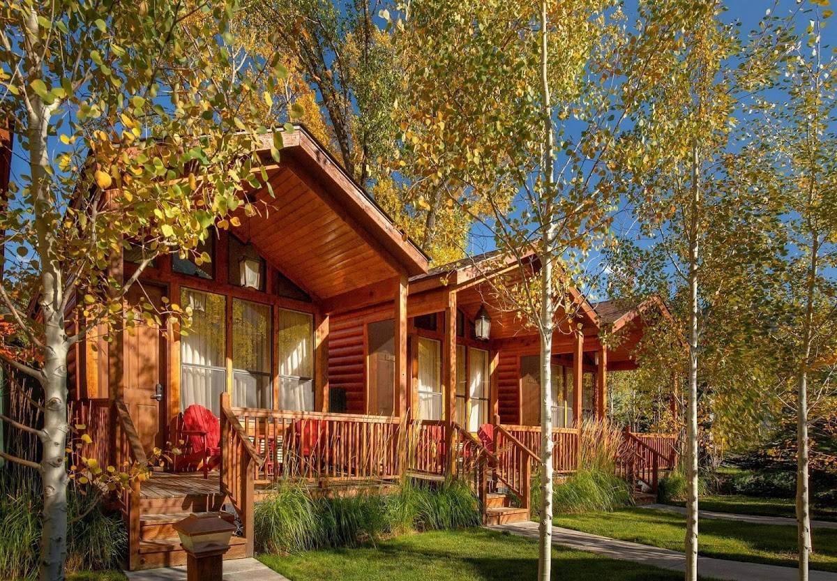 Rustic Inn Creekside Resort & Spa at Jackson Hole restaurant in Jackson - photo 4
