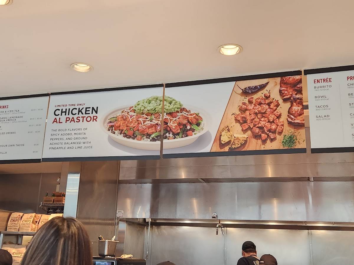 Chipotle Mexican Grill restaurant in Stockton - photo 5