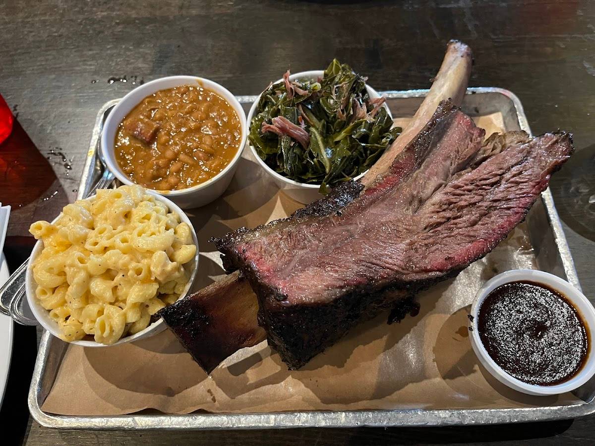 Bludso's BBQ restaurant in Los Angeles - photo 4