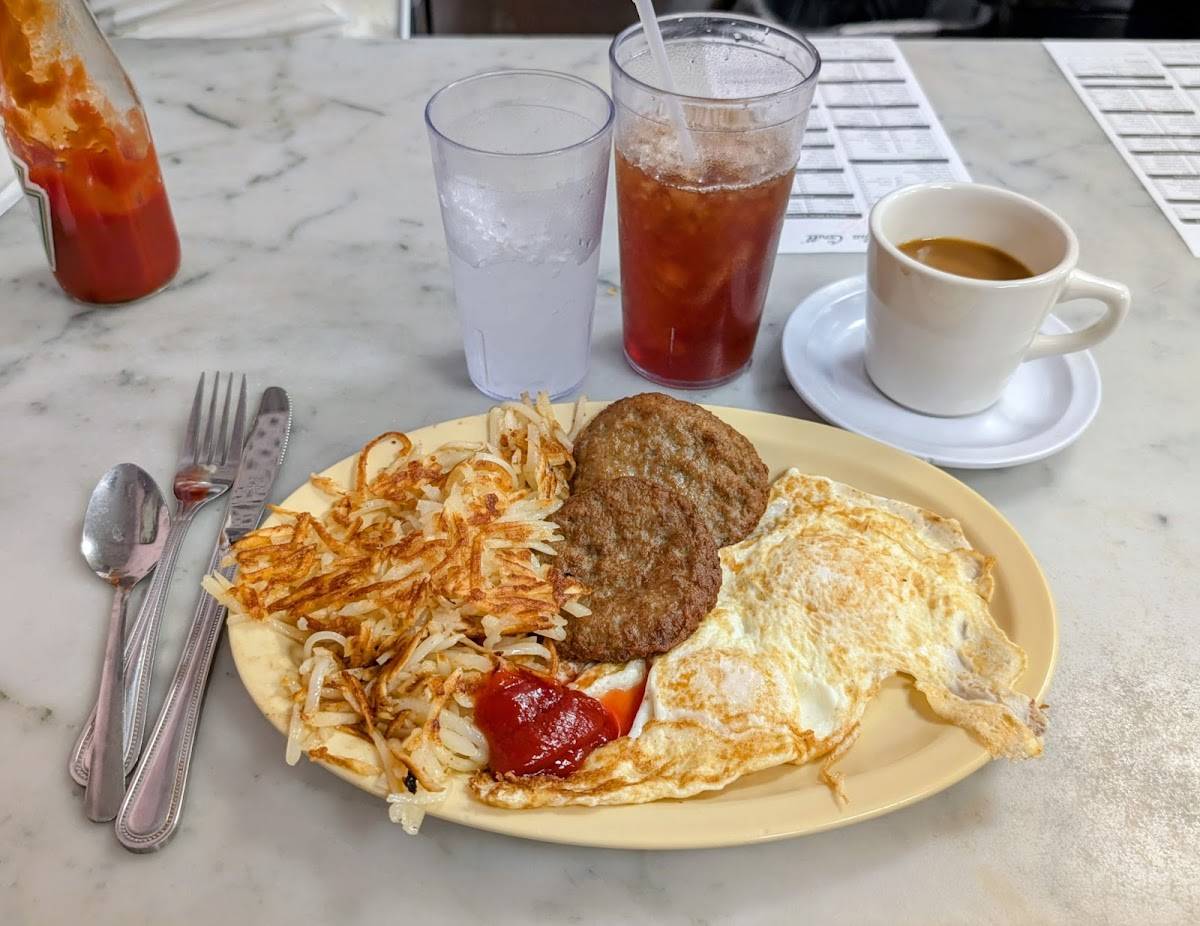 The Camellia Grill restaurant in New Orleans - photo 3