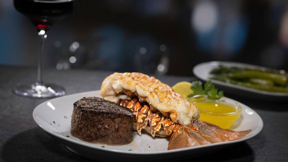 Eddie V's Prime Seafood restaurant in Houston - photo 2