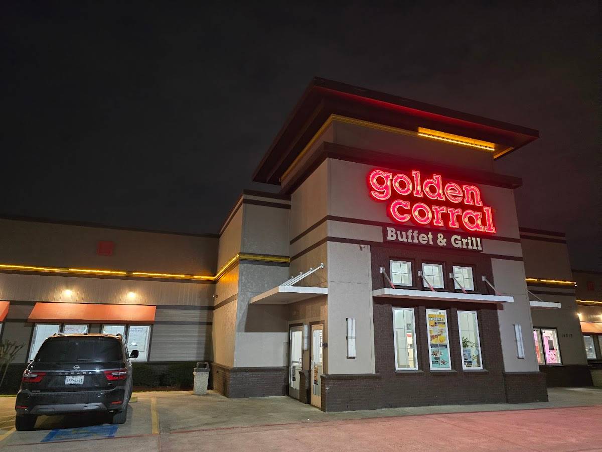 Golden Corral restaurant in Houston - photo 3