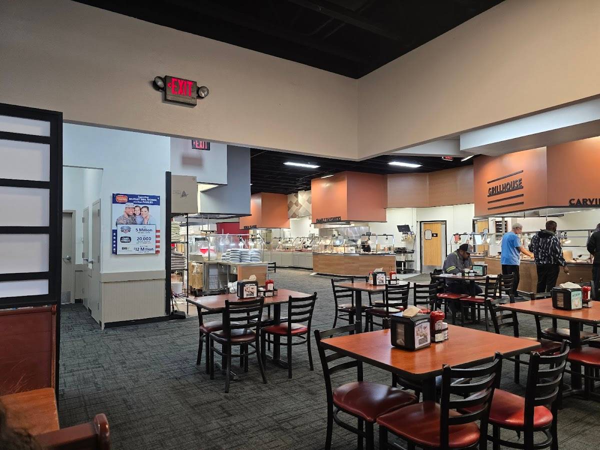 Golden Corral restaurant in Houston - photo 4