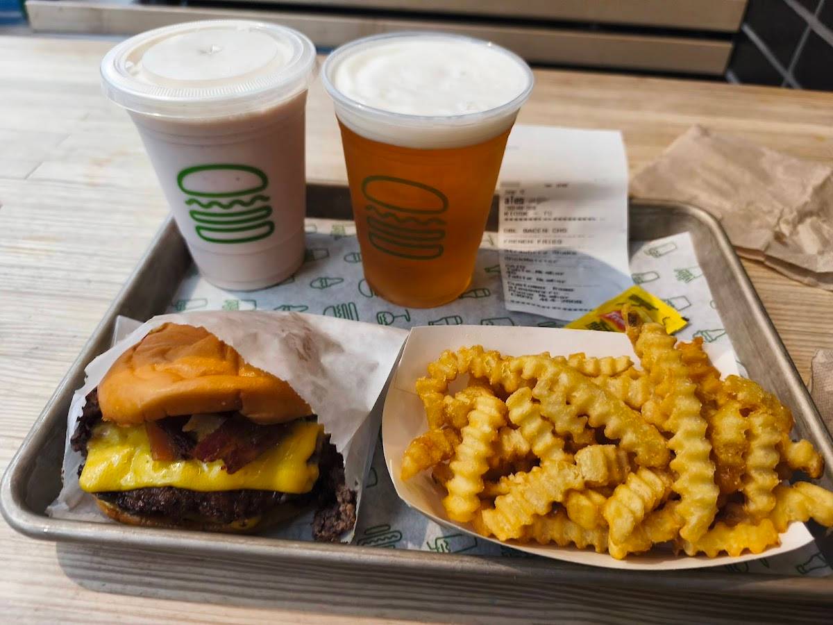 Shake Shack Upper West Side restaurant in New York - photo 3