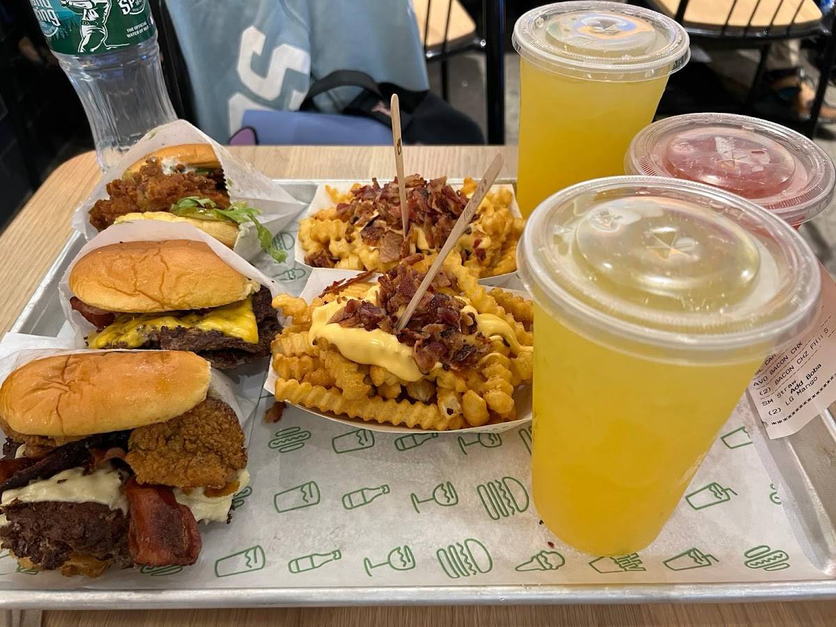 Shake Shack Upper West Side restaurant in New York - photo 4