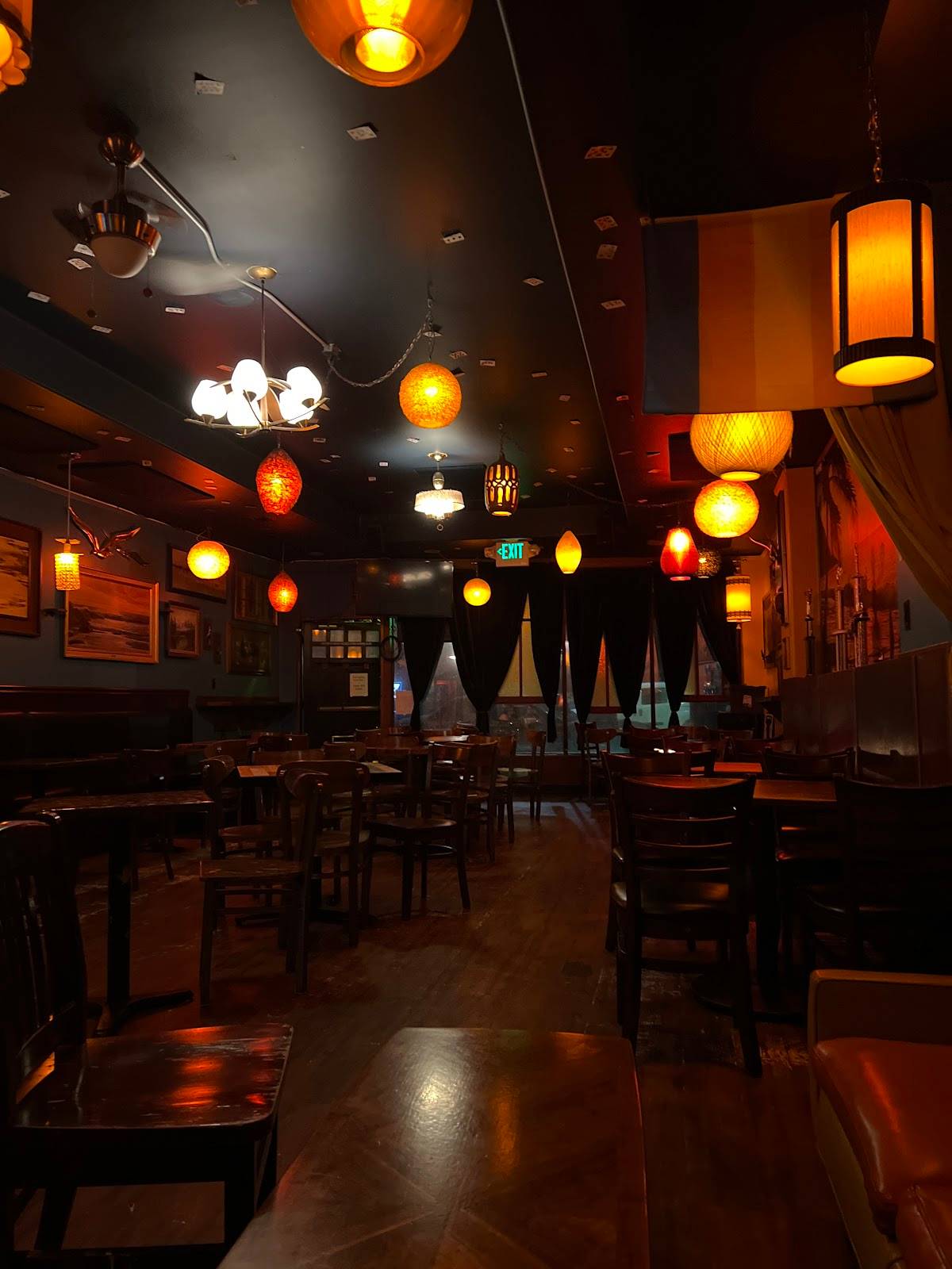 Twilight Exit restaurant in Seattle - photo 4