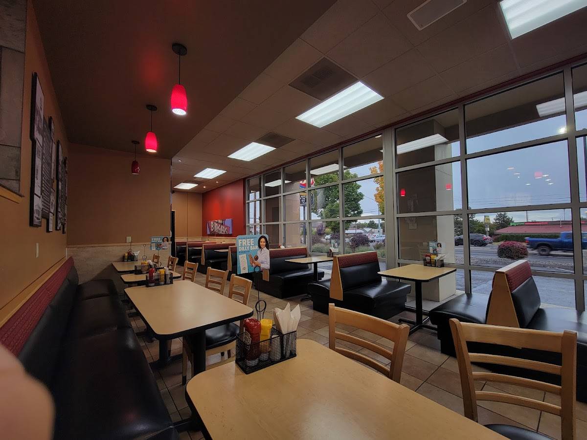 Dairy Queen restaurant in Redmond - photo 4
