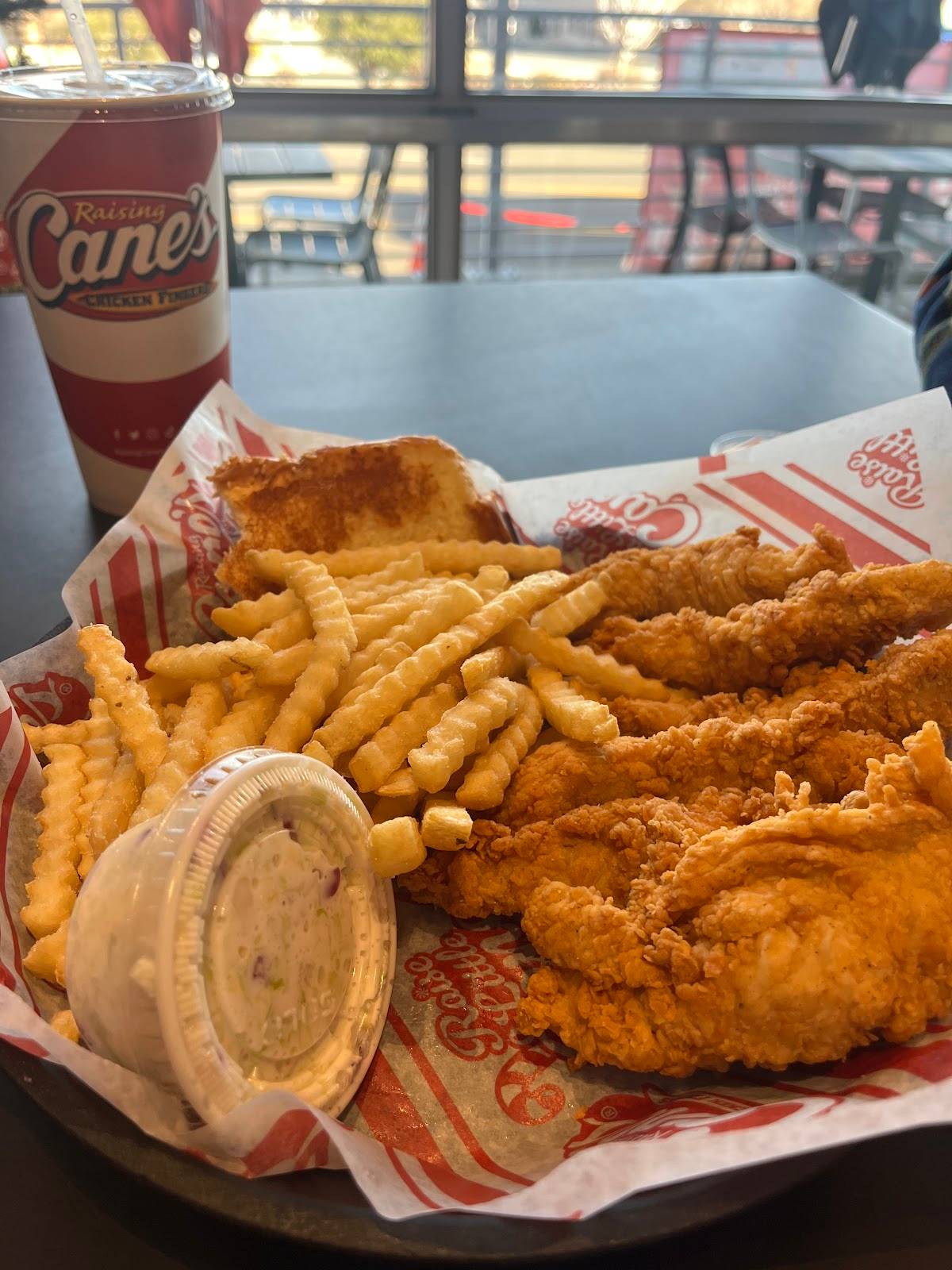 Raising Cane's Chicken Fingers restaurant in Reno - photo 3