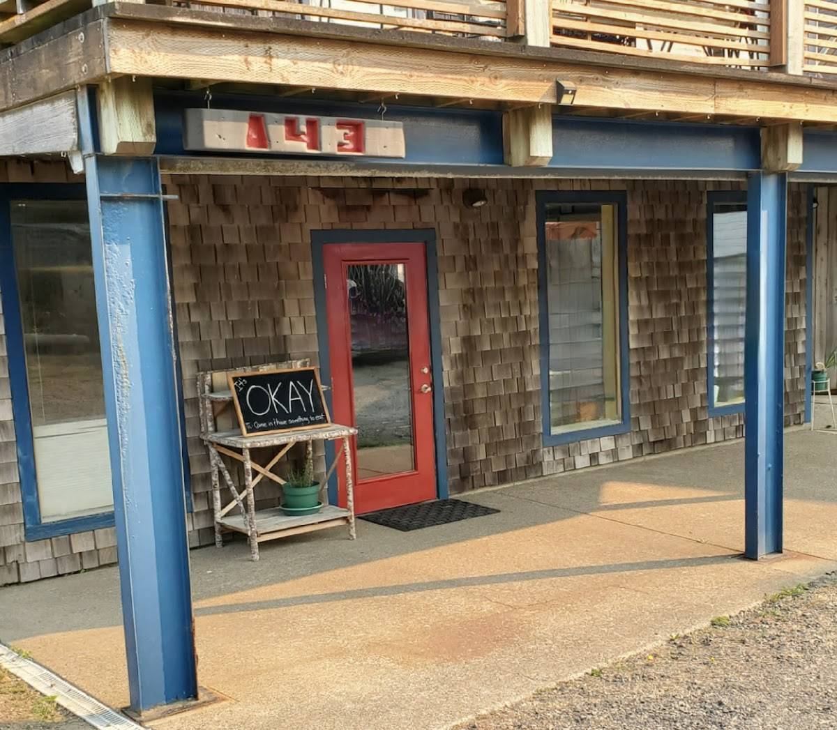 Arr Place restaurant in Newport - photo 3