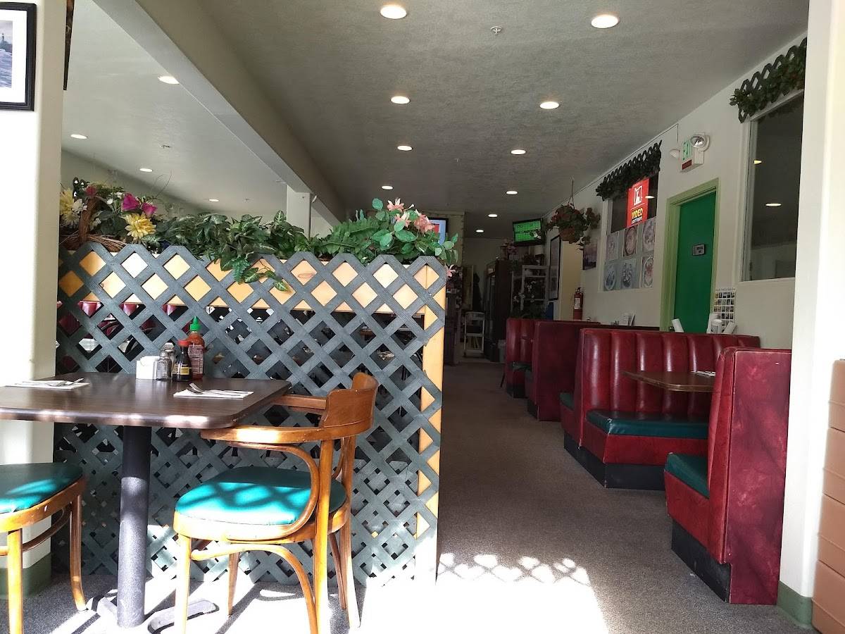 Kam Meng Chinese Restaurant restaurant in Newport - photo 4