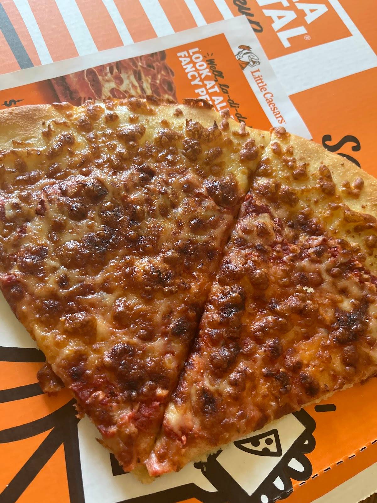 Little Caesars Pizza restaurant in Redmond - photo 5