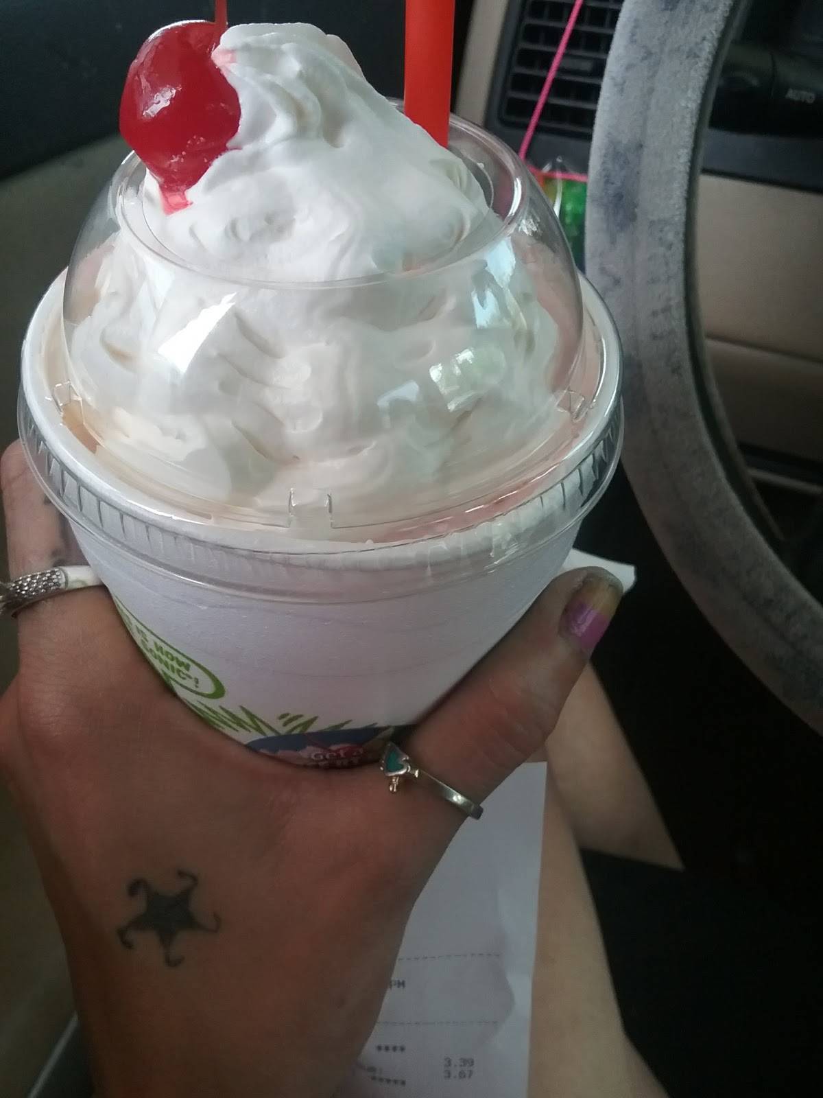 Sonic Drive-In restaurant in Highlands - photo 5