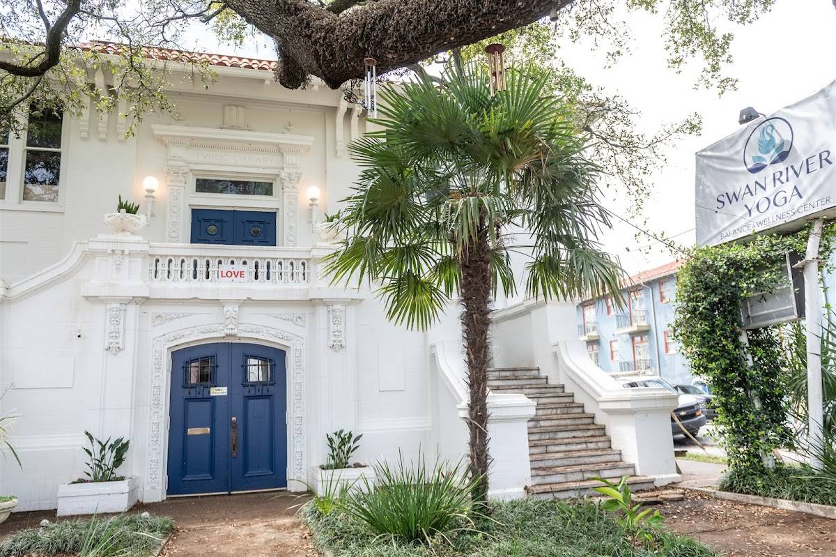 Swan River Yoga Mandir restaurant in New Orleans - photo 2