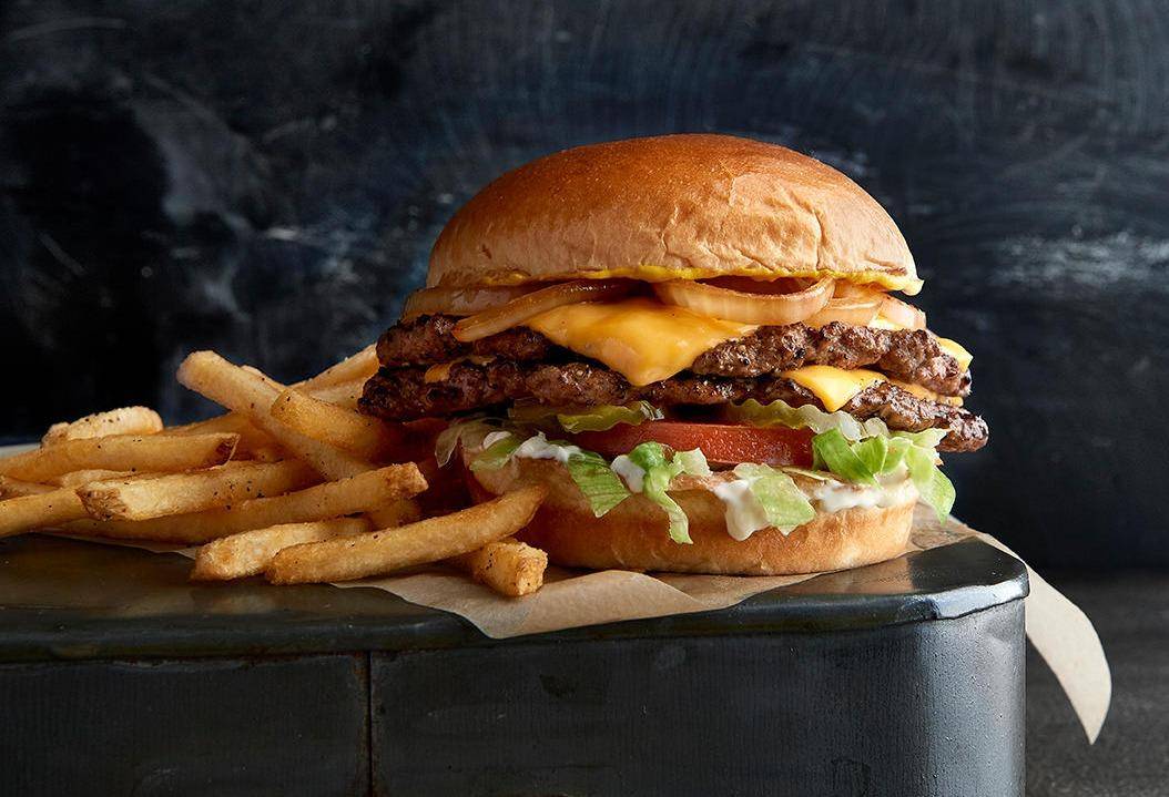 Buffalo Wild Wings restaurant in Sparks - photo 5