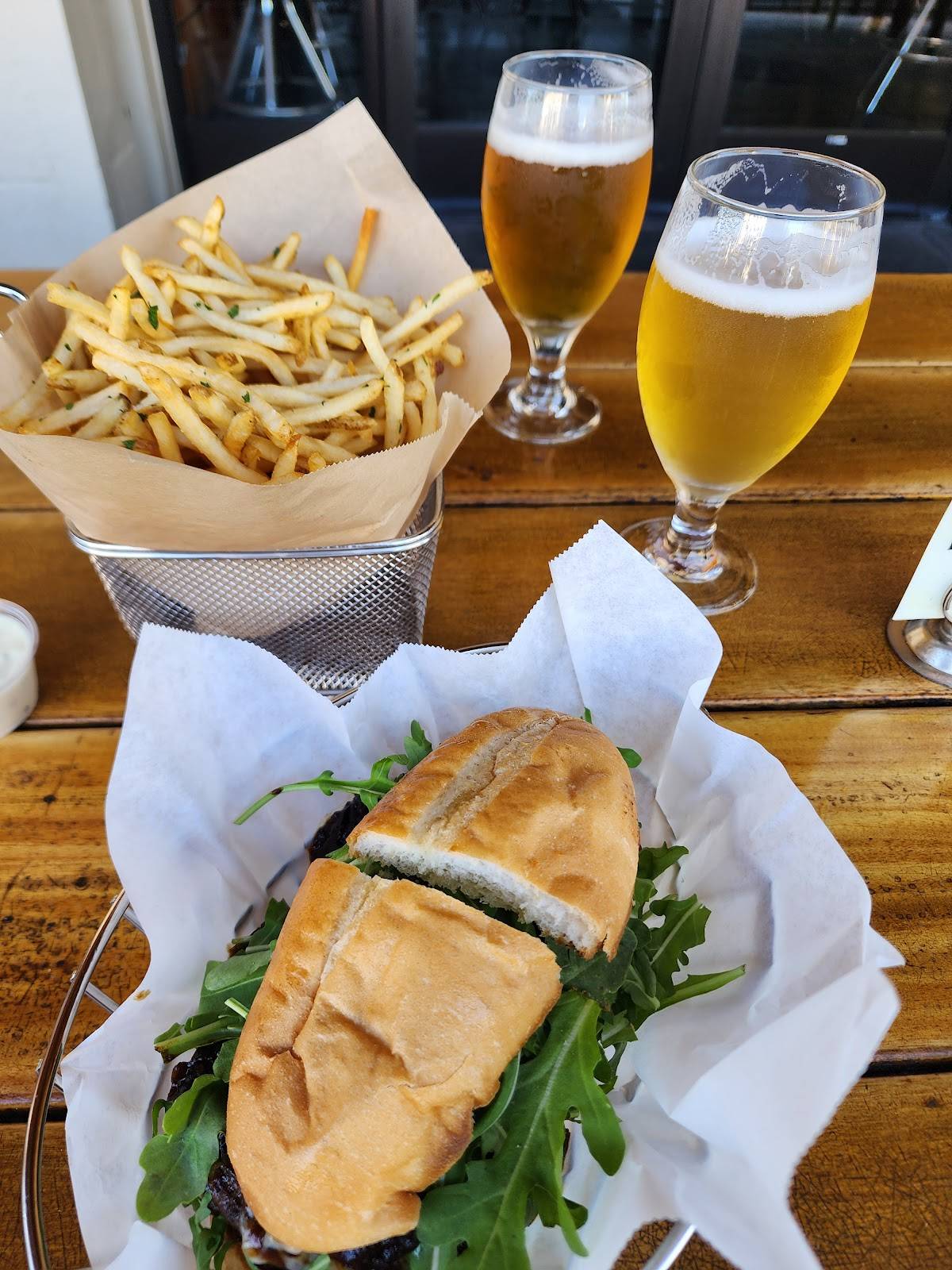 Father's Office restaurant in Los Angeles - photo 4