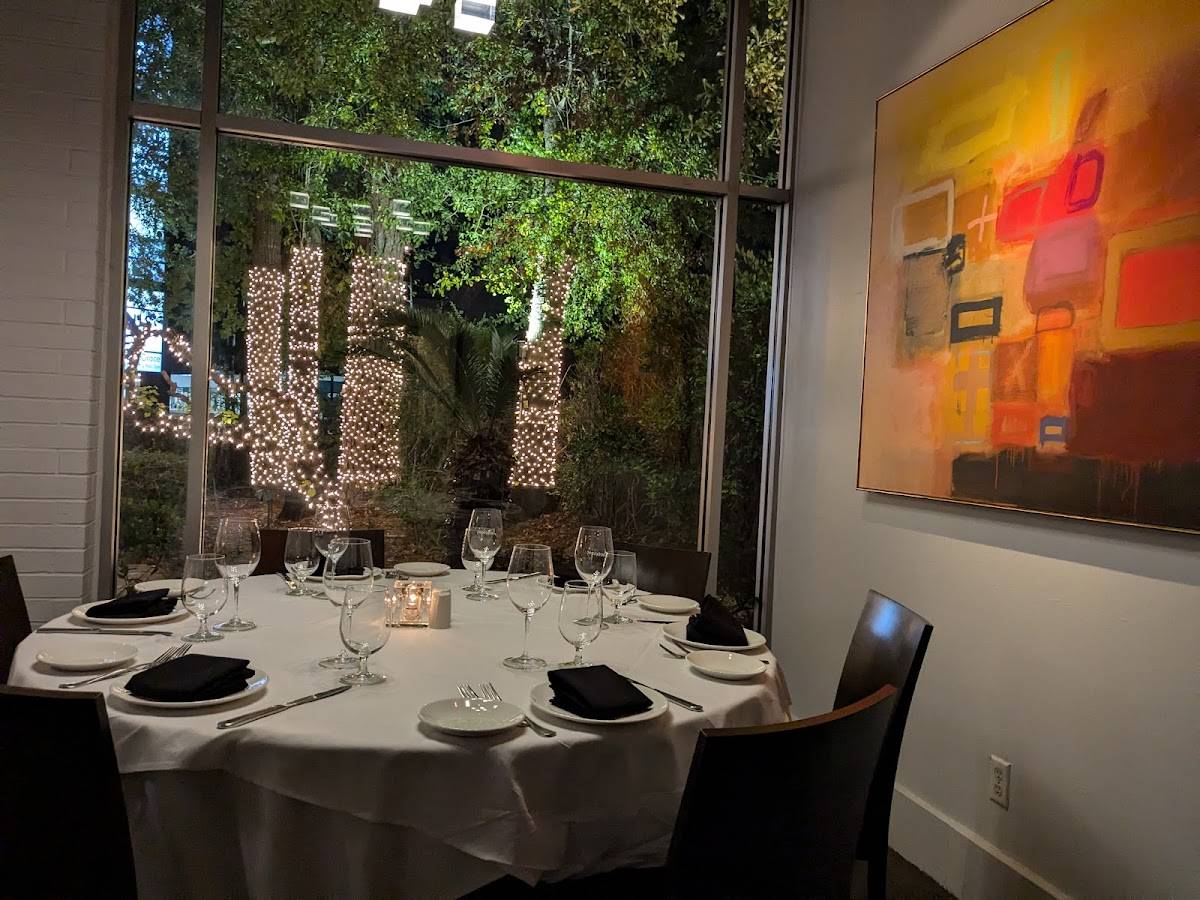 Amerigo's Grille restaurant in The Woodlands - photo 4
