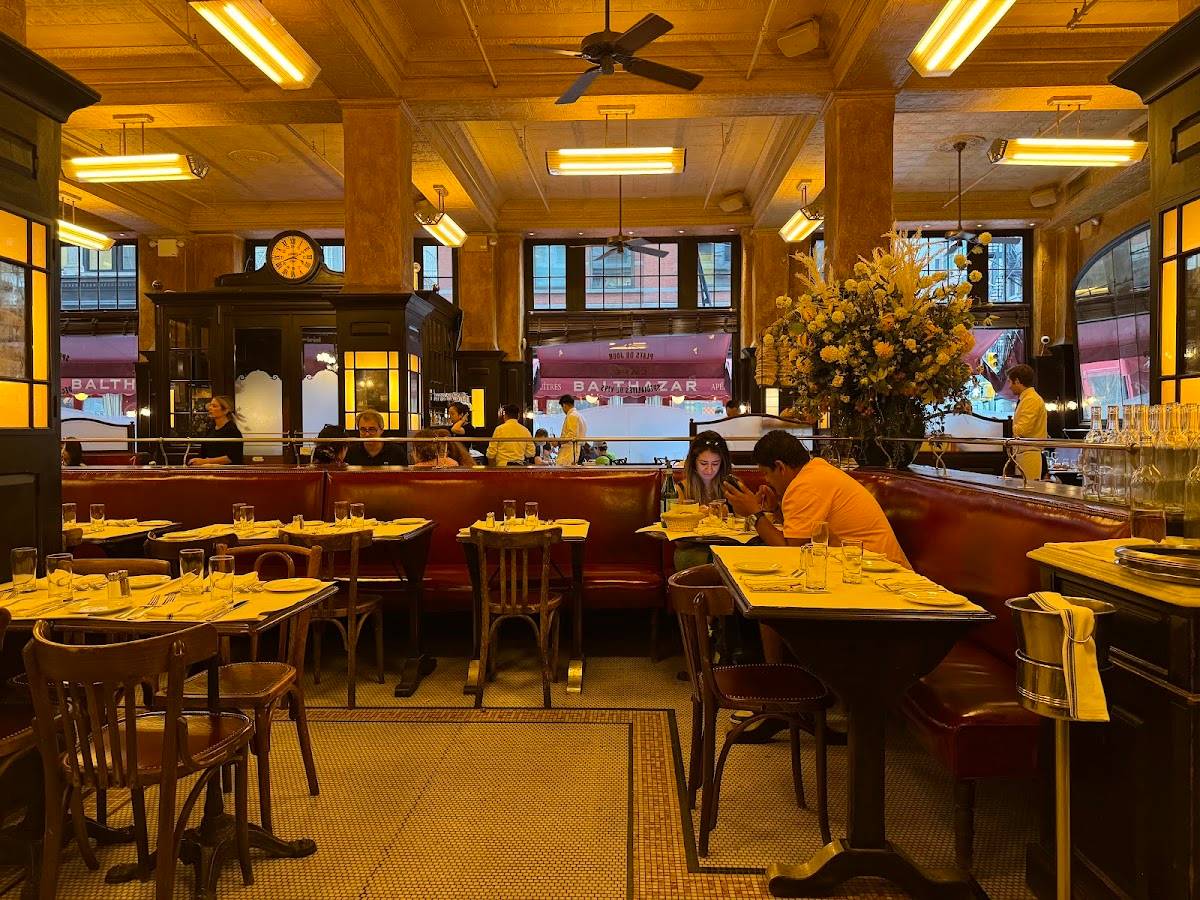 Balthazar restaurant in New York - photo 4