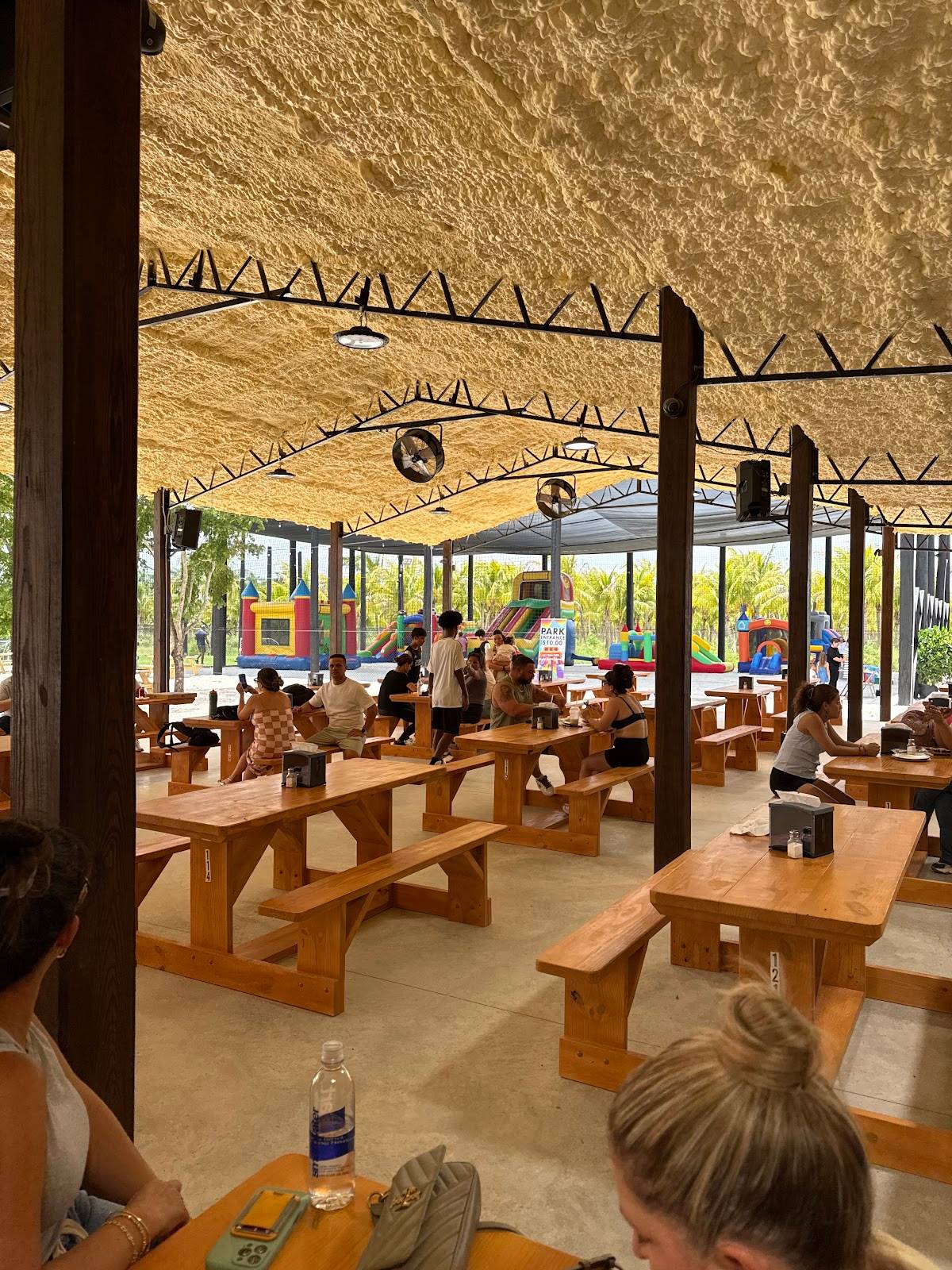 Redland Farmers Market restaurant in Homestead - photo 2