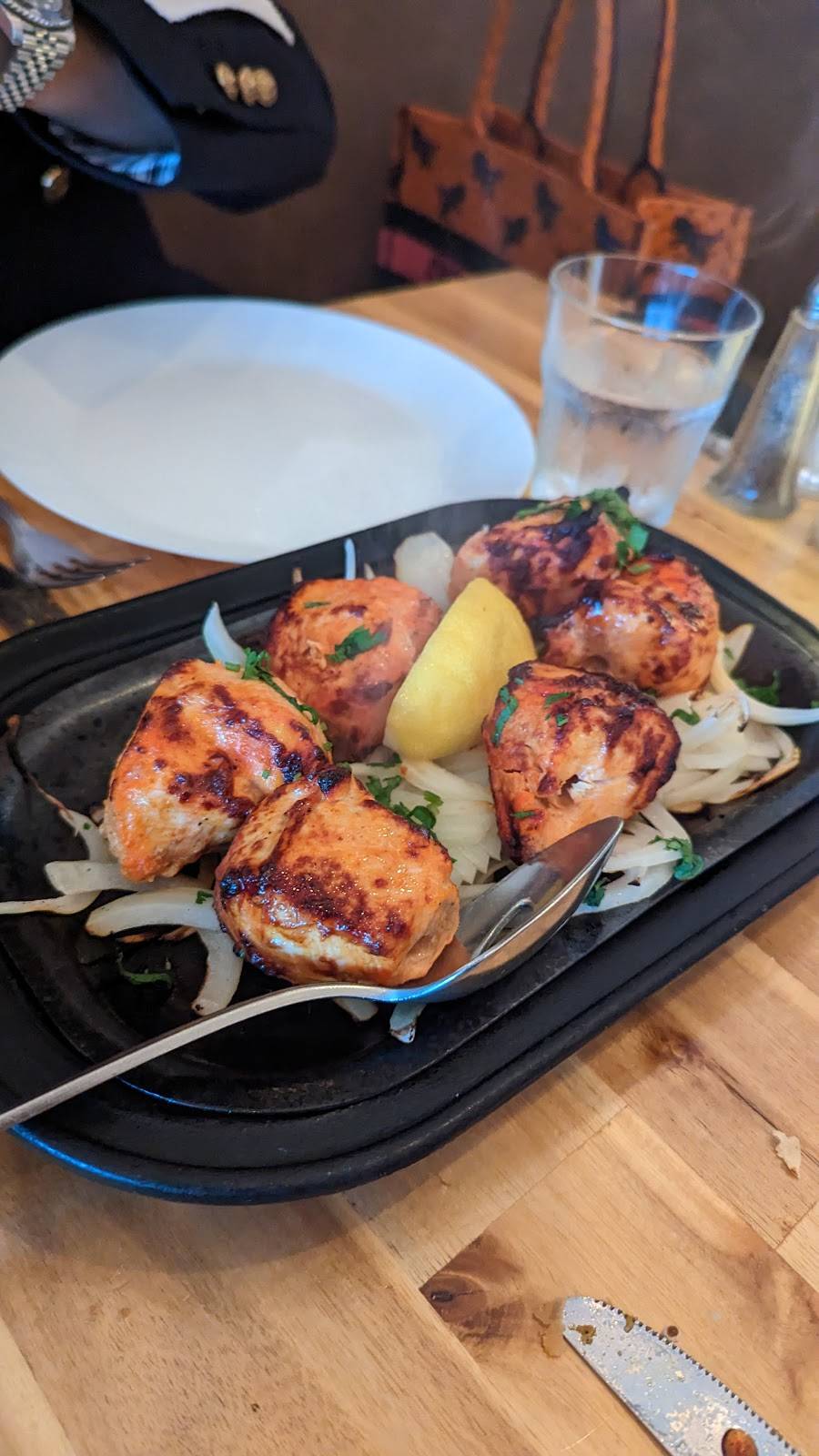 Bombay Palace restaurant in Beverly Hills - photo 4