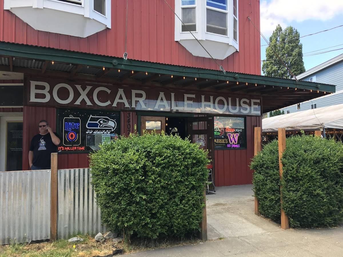 Boxcar Ale House restaurant in Seattle - photo 4