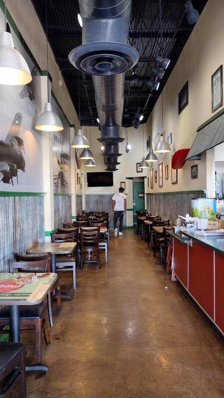 Wingstop restaurant in San Antonio - photo 3