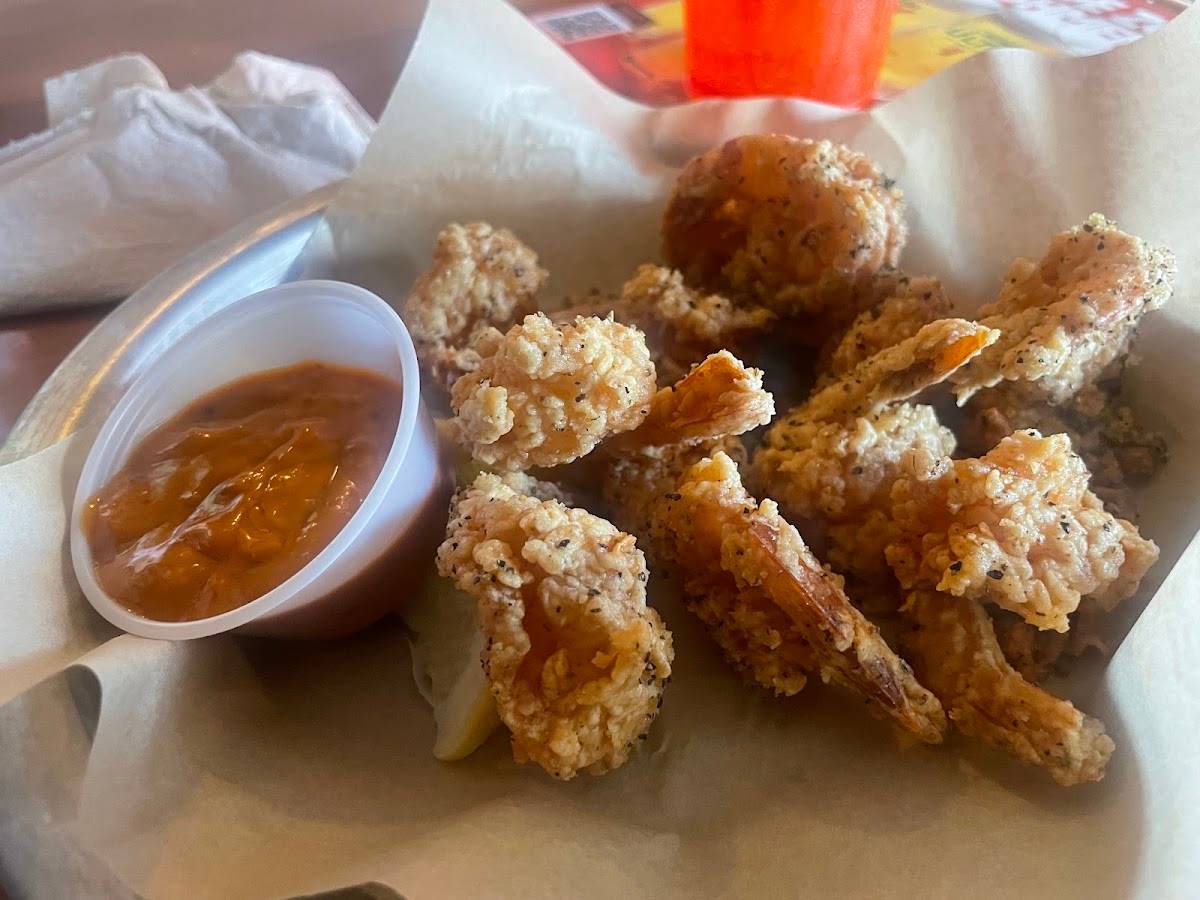 Hooters restaurant in San Antonio - photo 5