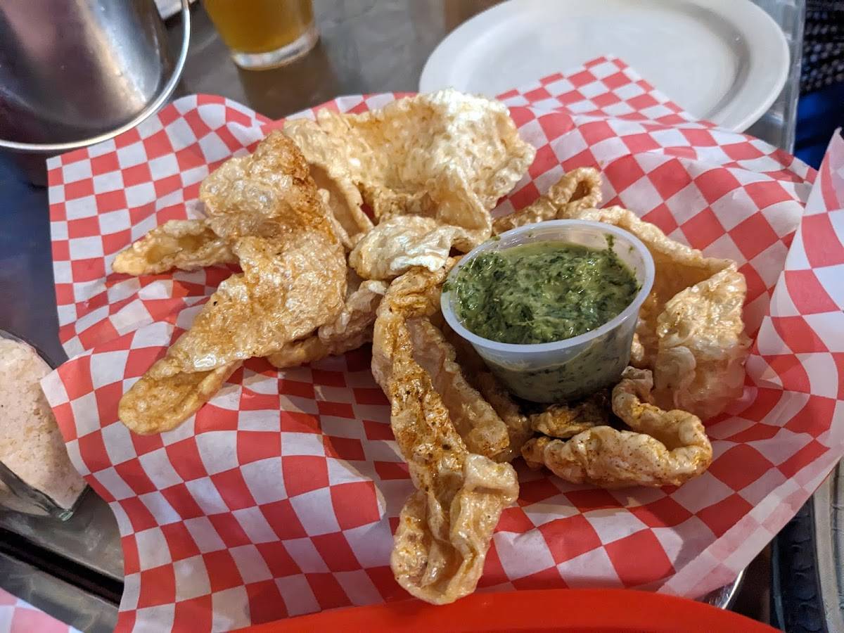 MEAT Eatery And Taproom restaurant in Islamorada - photo 4