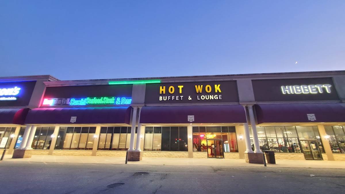 Hot Wok Buffet & Lounge restaurant in Chalmette - photo 4
