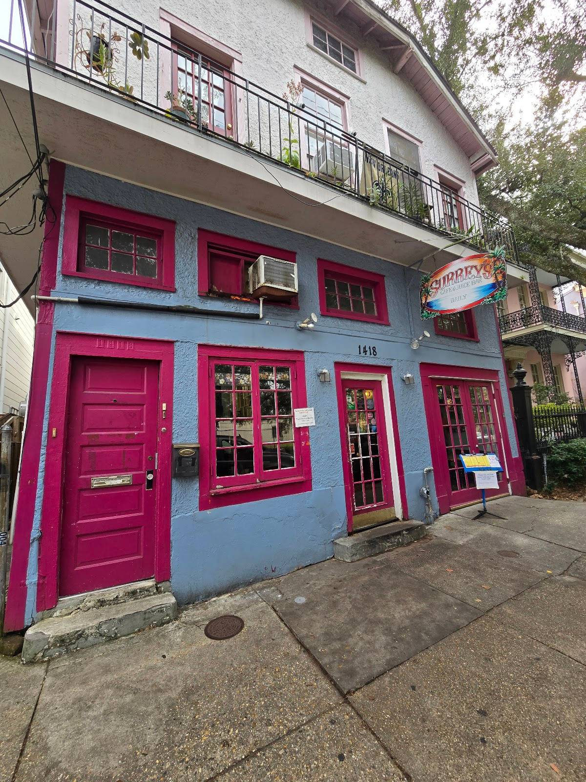 Surrey's Café & Juice Bar restaurant in New Orleans - photo 5