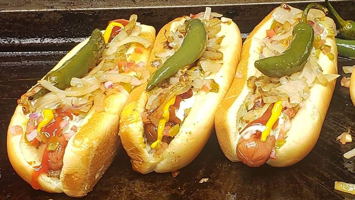Amy’s Hot Dogs restaurant in Sparks - photo 2