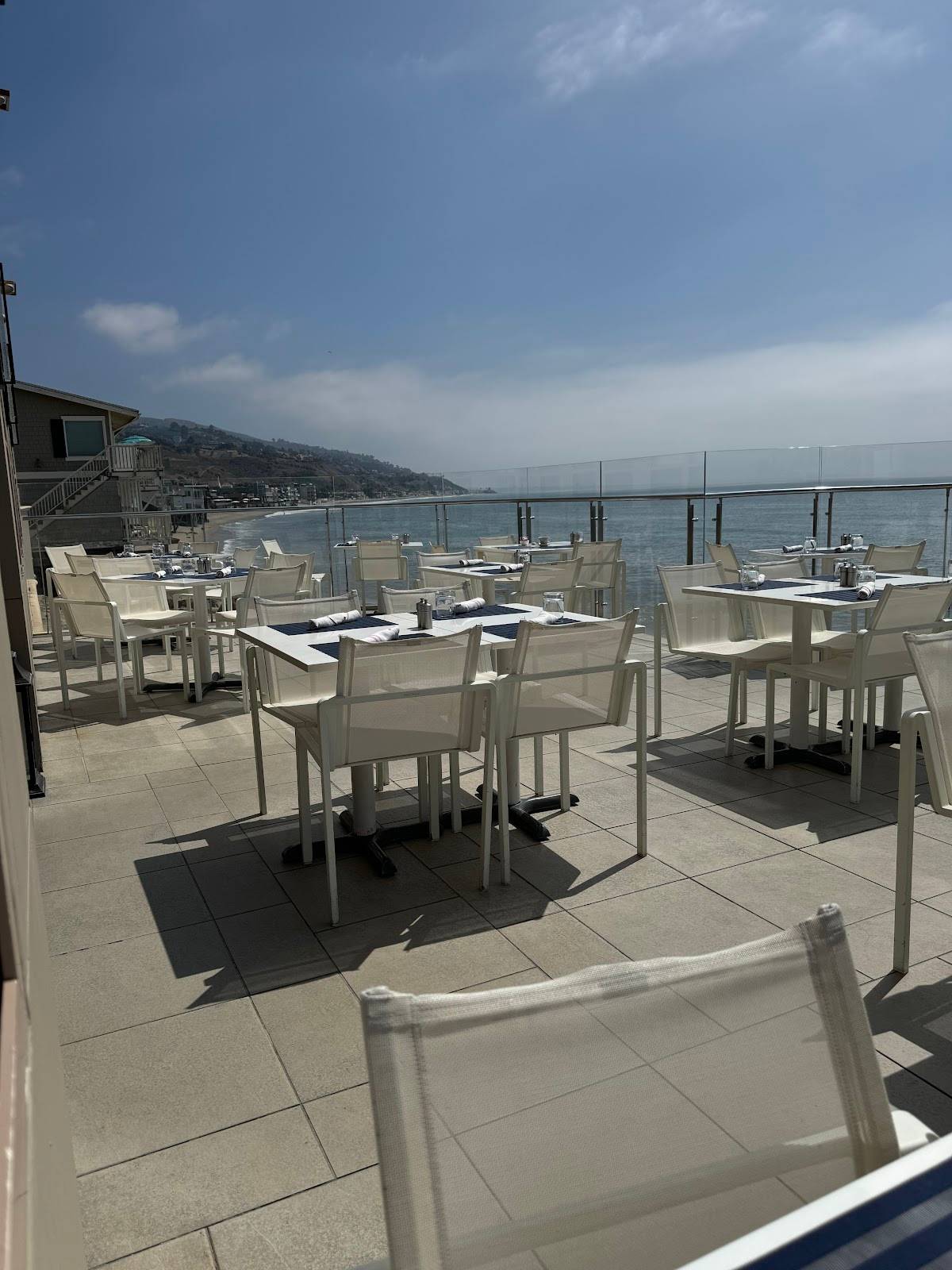Carbon Beach Club Restaurant | Malibu Beach Inn restaurant in Malibu - photo 4