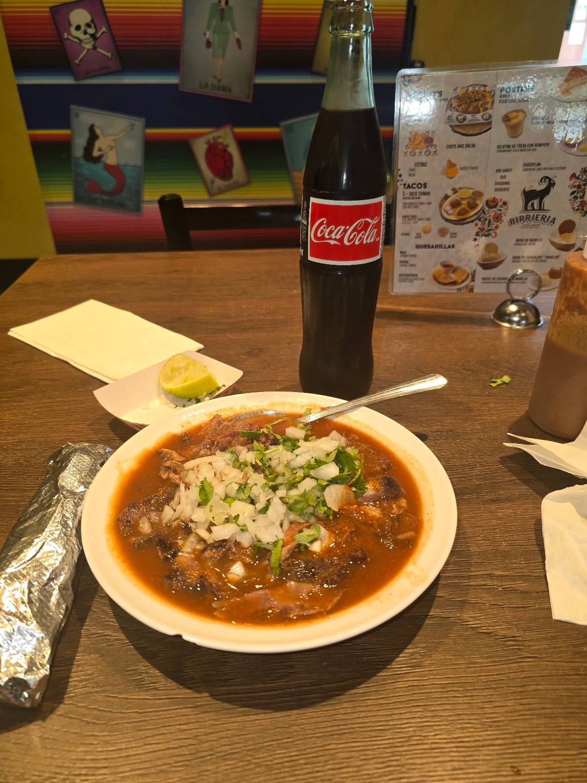 Birrieria Don Boni restaurant in Los Angeles - photo 3