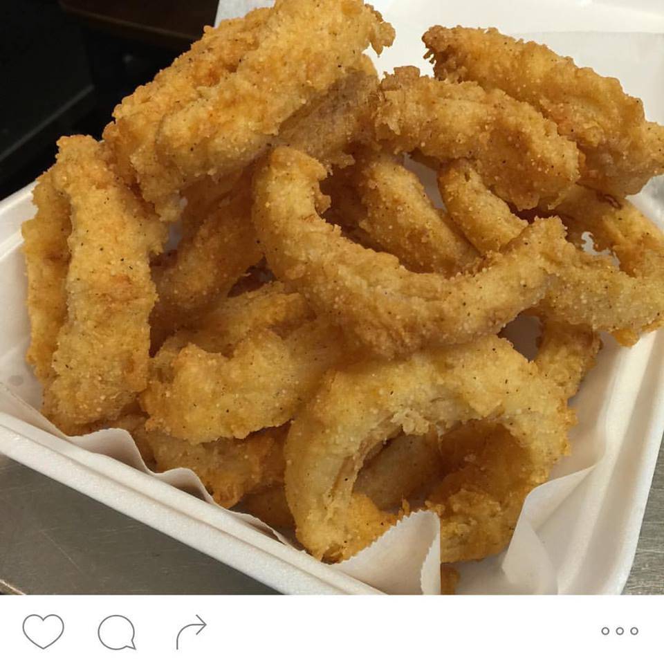 Wing Snack Express II restaurant in Kenner - photo 2