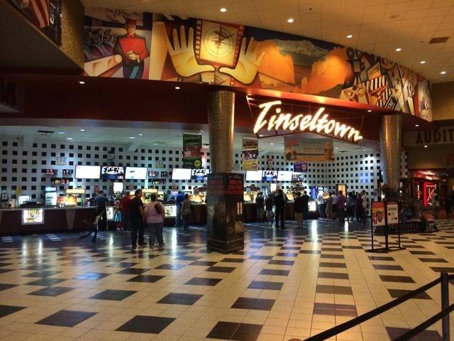 Cinemark Tinseltown Houston 290 and XD restaurant in Houston - photo 2