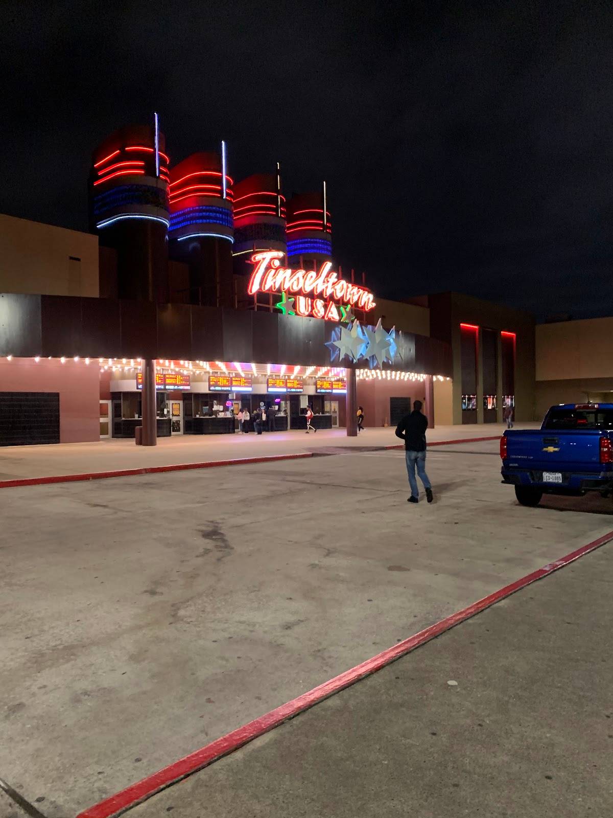 Cinemark Tinseltown Houston 290 and XD restaurant in Houston - photo 4