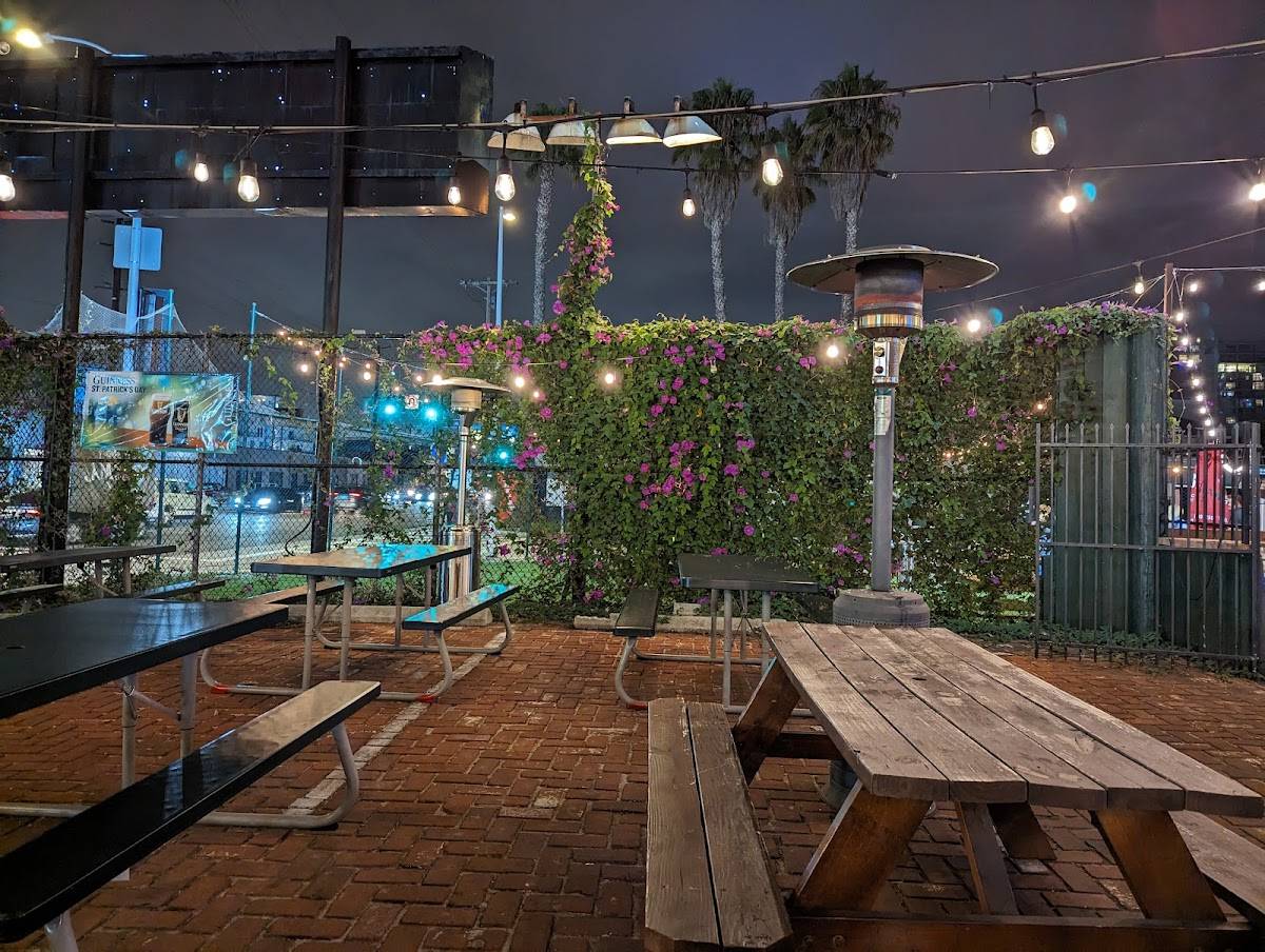 Brennan's restaurant in Marina del Rey - photo 4
