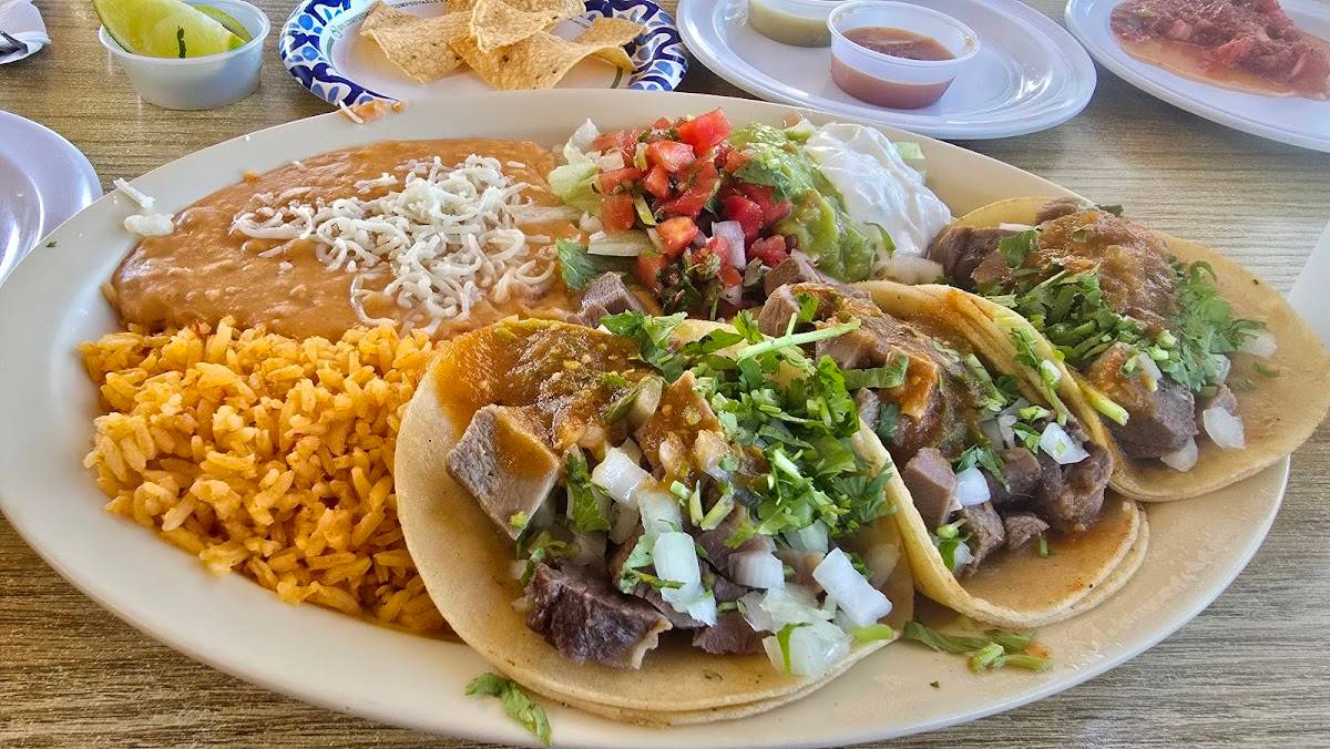 Taqueria Las Vegas restaurant in Milpitas - photo 3