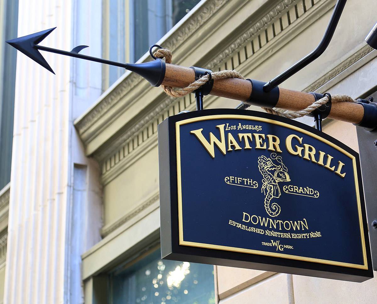 Water Grill restaurant in Los Angeles - photo 4
