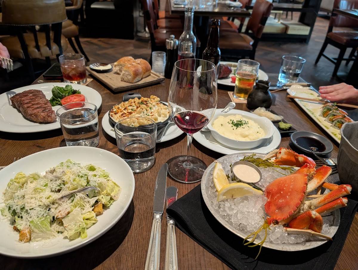 Water Grill restaurant in Los Angeles - photo 5